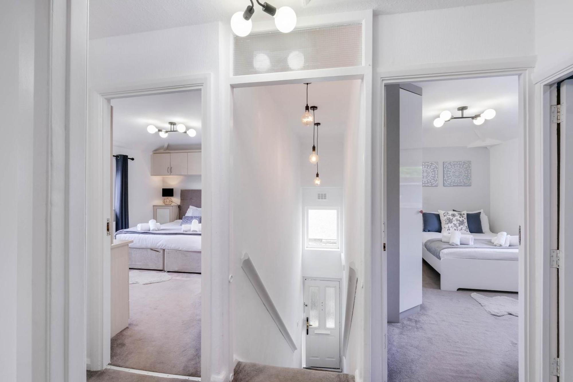 Hanwell 2 Bedroom Maisonette By 360stays Appartamento Londra